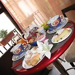 فندق مبيت وإفطار Addauru 4*