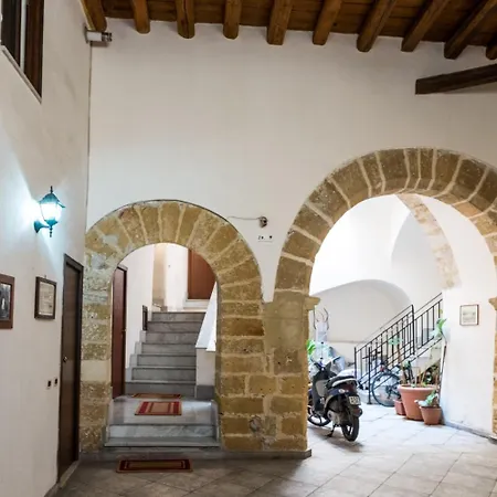 Addauru فندق مبيت وإفطار باليرمو